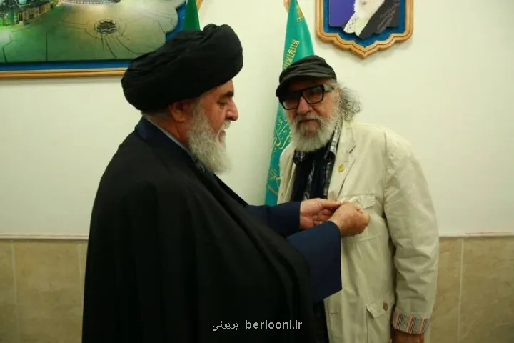 داریوش ارجمند خادم افتخاری مسجد جمکران شد بعلاوه عکس