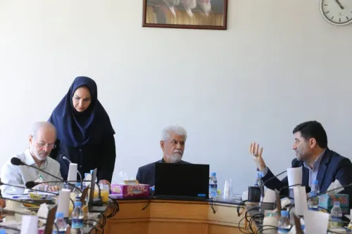بررسی اثرات جنگ بر امنیت غذایی در نشست فرهنگستان علوم پزشکی