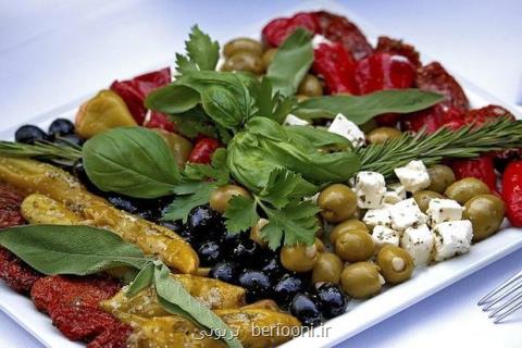 تاثیر رژیم غذایی مدیترانه ای بر تقویت تراكم استخوان های زنان مسن