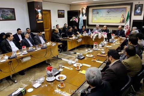 این مراسم تحقیر است نه تقدیر، عملیات پلیسی انجام دادید!