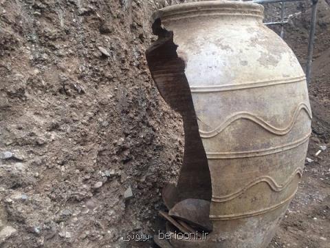 سكه ای درون خمره های شهرری نبود، خاك و شیشه دستاورد كاوشگران