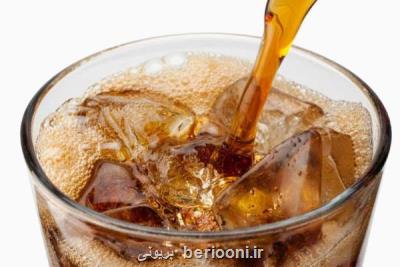 نوشیدن روزانه یك لیوان نوشابه خطر مبتلاشدن به سرطان را بیشتر می كند
